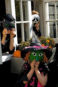 Create Your Own Scary Halloween Mask 