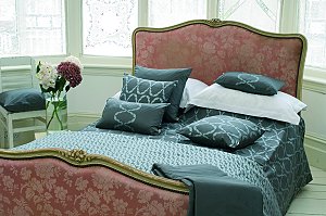  Sumptuous Silk Sleeping From Fabiia 