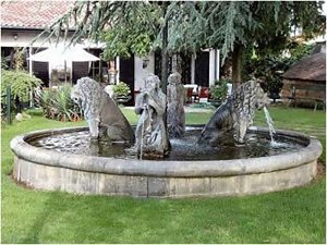 FrenchstoneÃ¢â¬â¢s Grande Fontaine Avec Bassin Fountain 