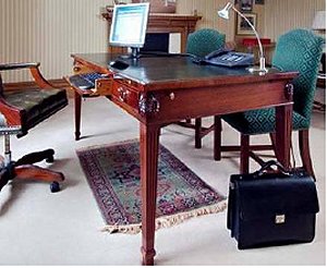 Intelligent Furniture's Powerdesks Incorporate Freemote 