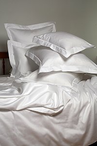  Bee Happy Itâ€™s Summer Sale Time At Milk & Honey 