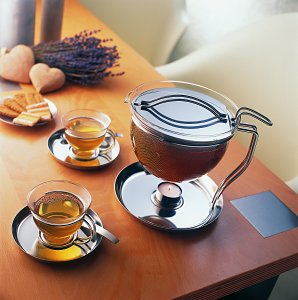 Monoâ€™s Stylish Filio Tea Set Makes The Perfect Brew