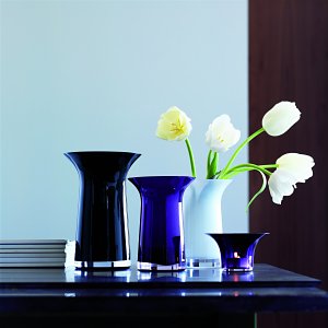 Lin Utzon Adds Colour To Her Filigran Vases 