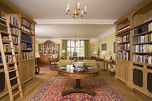  The Latest in Home Sophistication Ã¢â‚¬â€œ the Library  